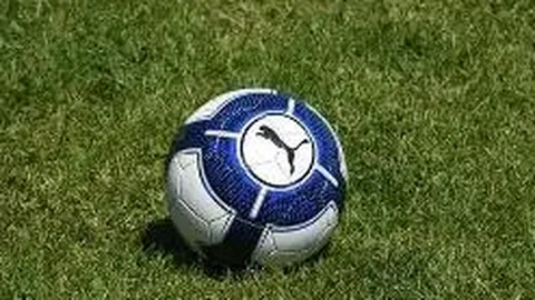 “激情对决！曼联布鲁诺领航，曼城哈兰德开战：马奎尔领衔，多纳鲁马激战英超焦点战”